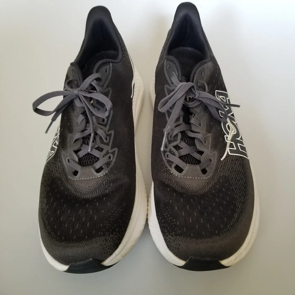 Hoka Mach 6 Shoes Mens Size Thirteen Black White Running Athletic Sneakers 13